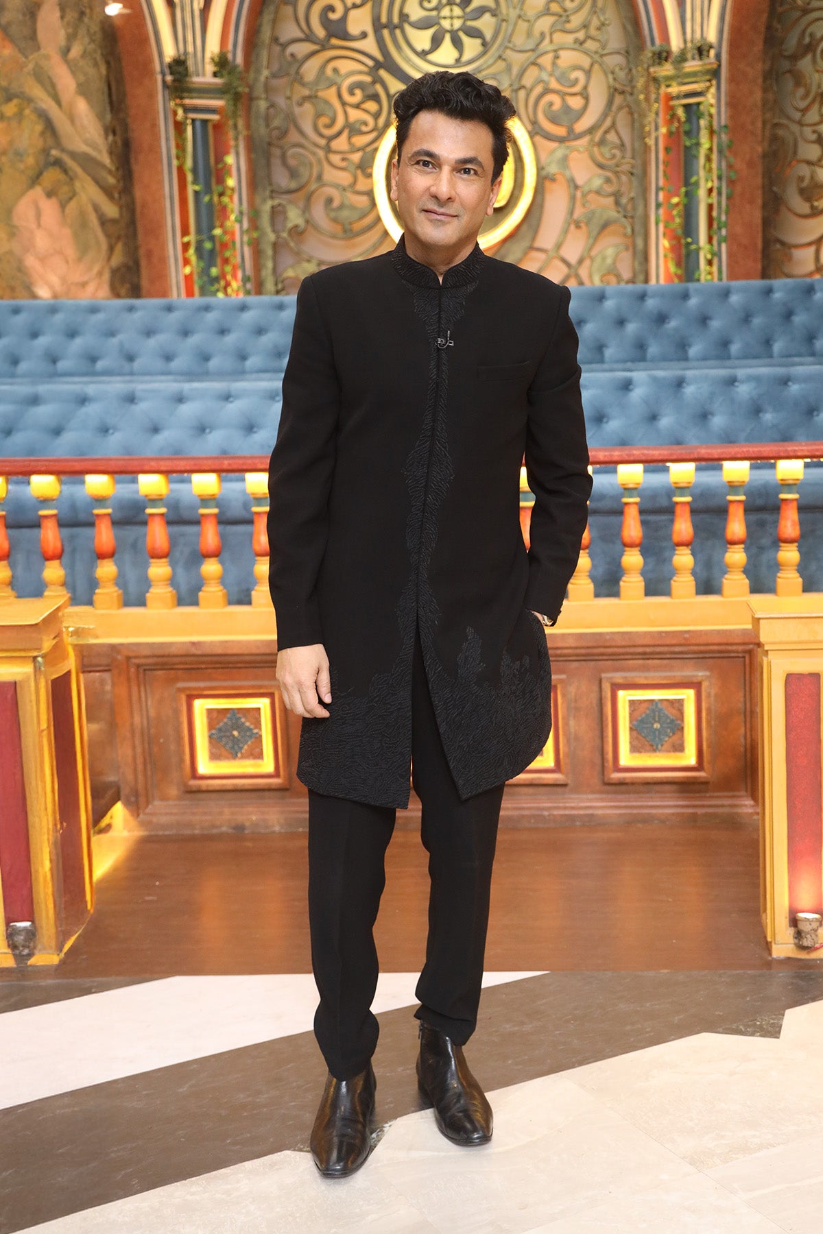 Vikas Khanna In Neroir Nawabi Achkan With Churidaar