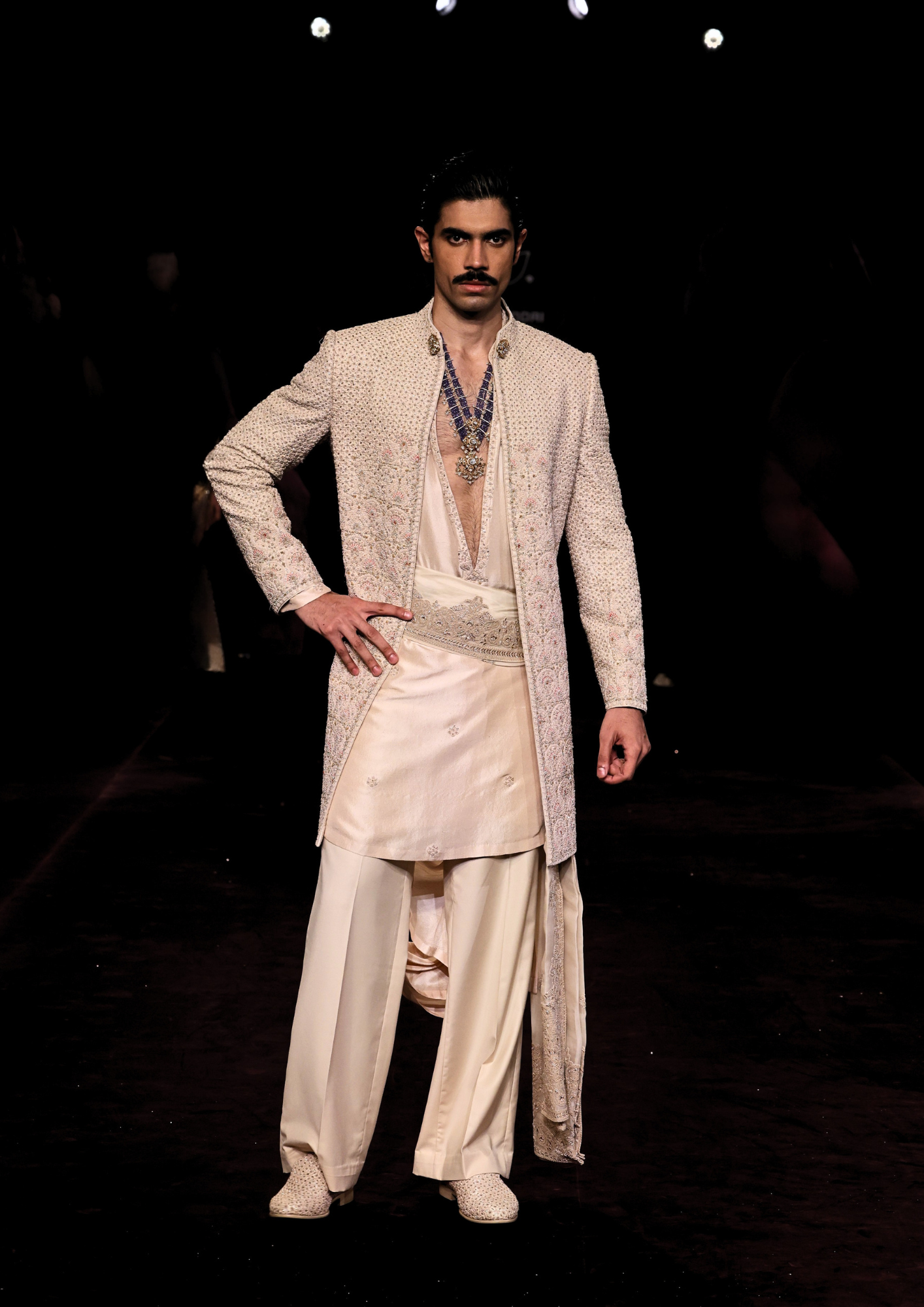Sama Sherwani Set