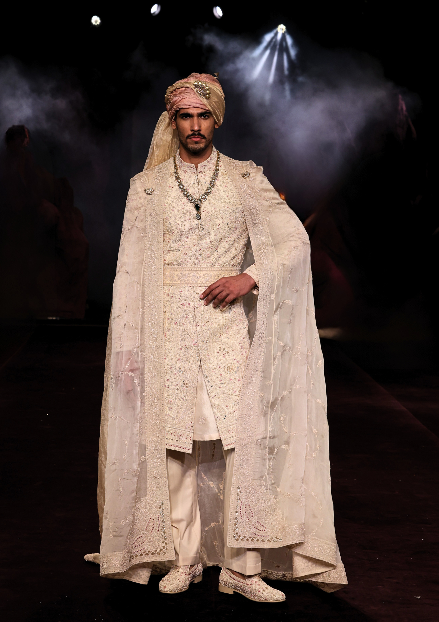 Vardhan Sherwani Set