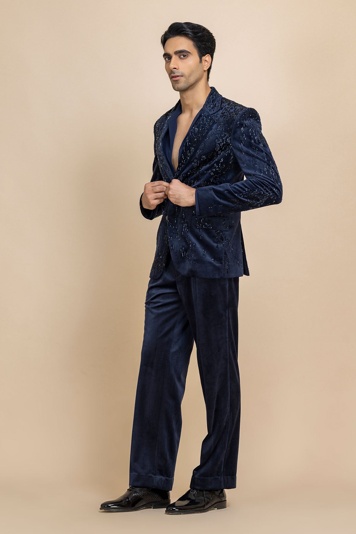 DollyJ Studio Blue Midnight Velvet Tuxedo L / Blue