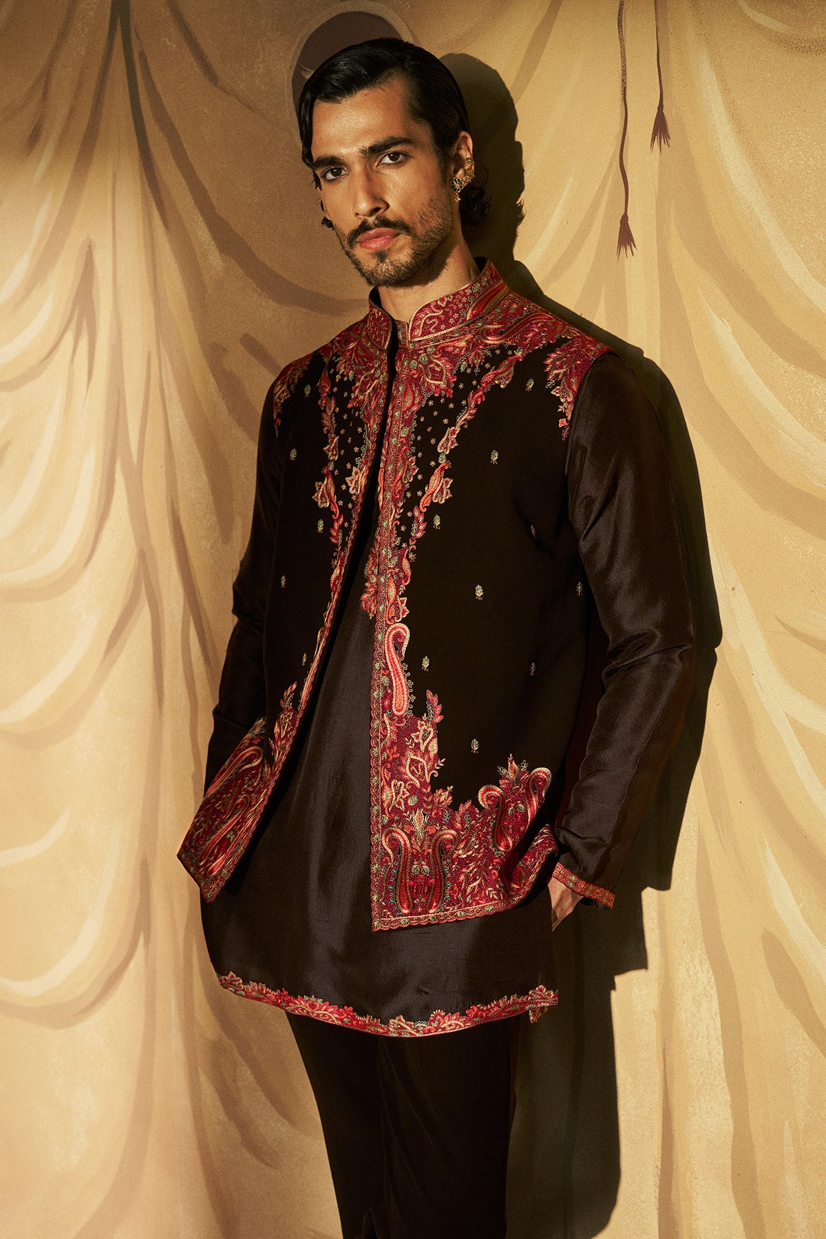 Chinare Bundi Set