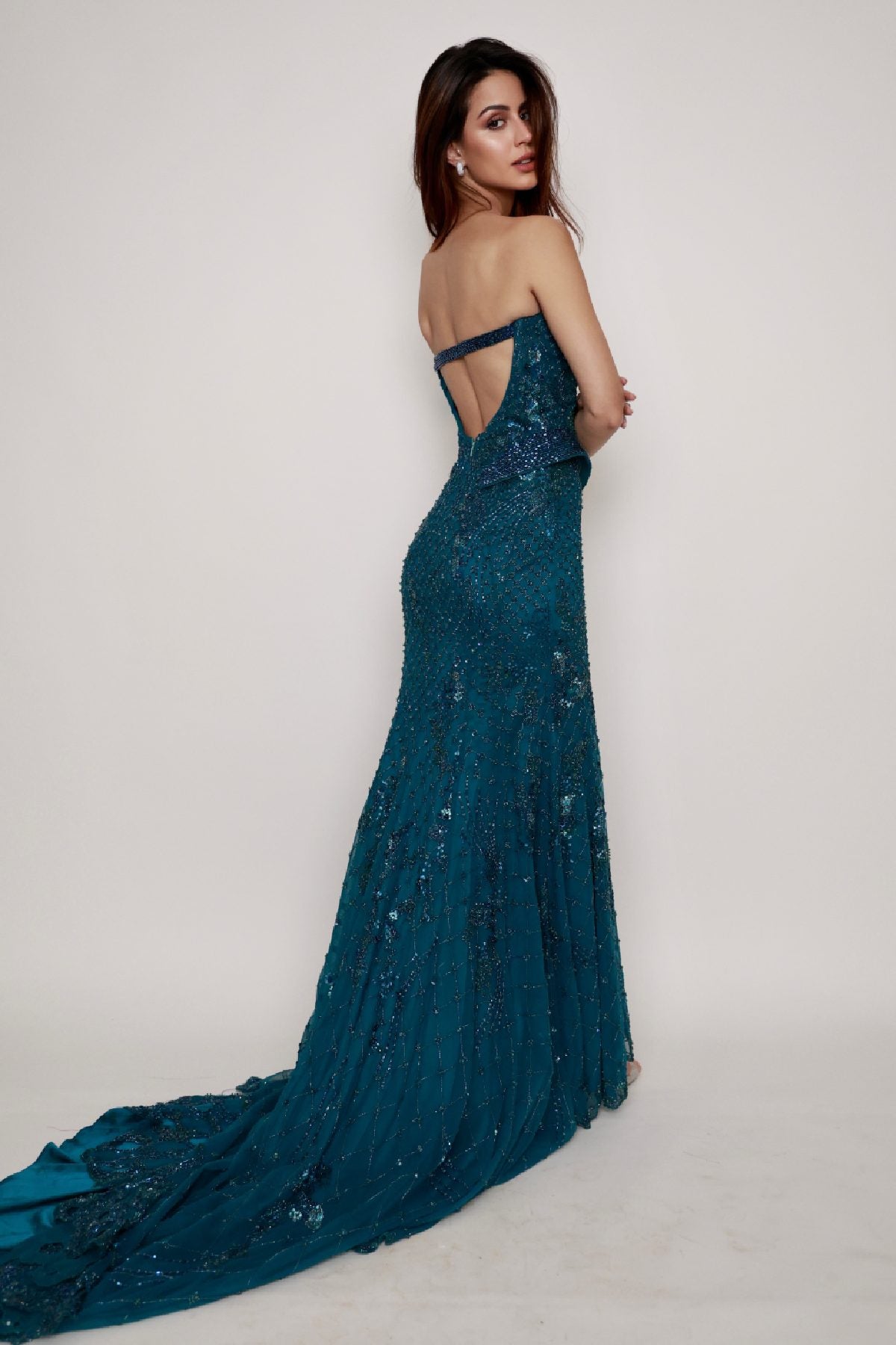 Larissa Bonesi in Tealumé Gown