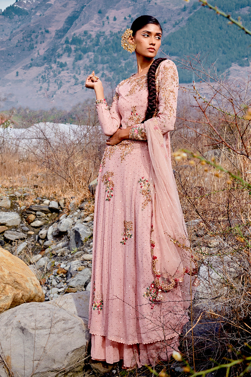 "White Vapour" Chiffon Kamdani Kurta Set