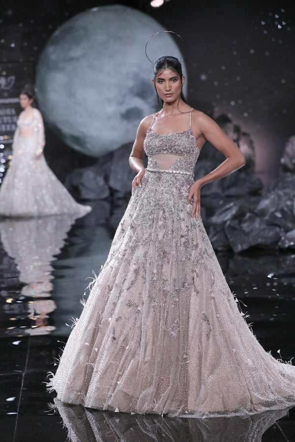 Elie Saab Couture Wedding Dresses, Wedding Gowns; Paris Fashion Week |  Glamour