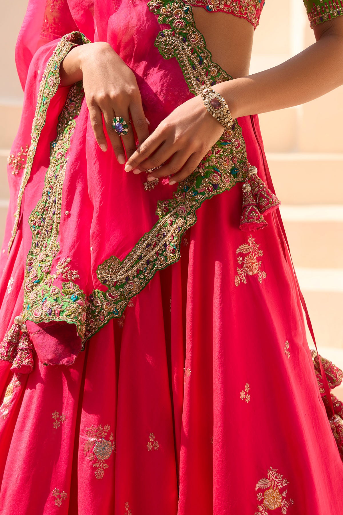 Gulnar Lehenga