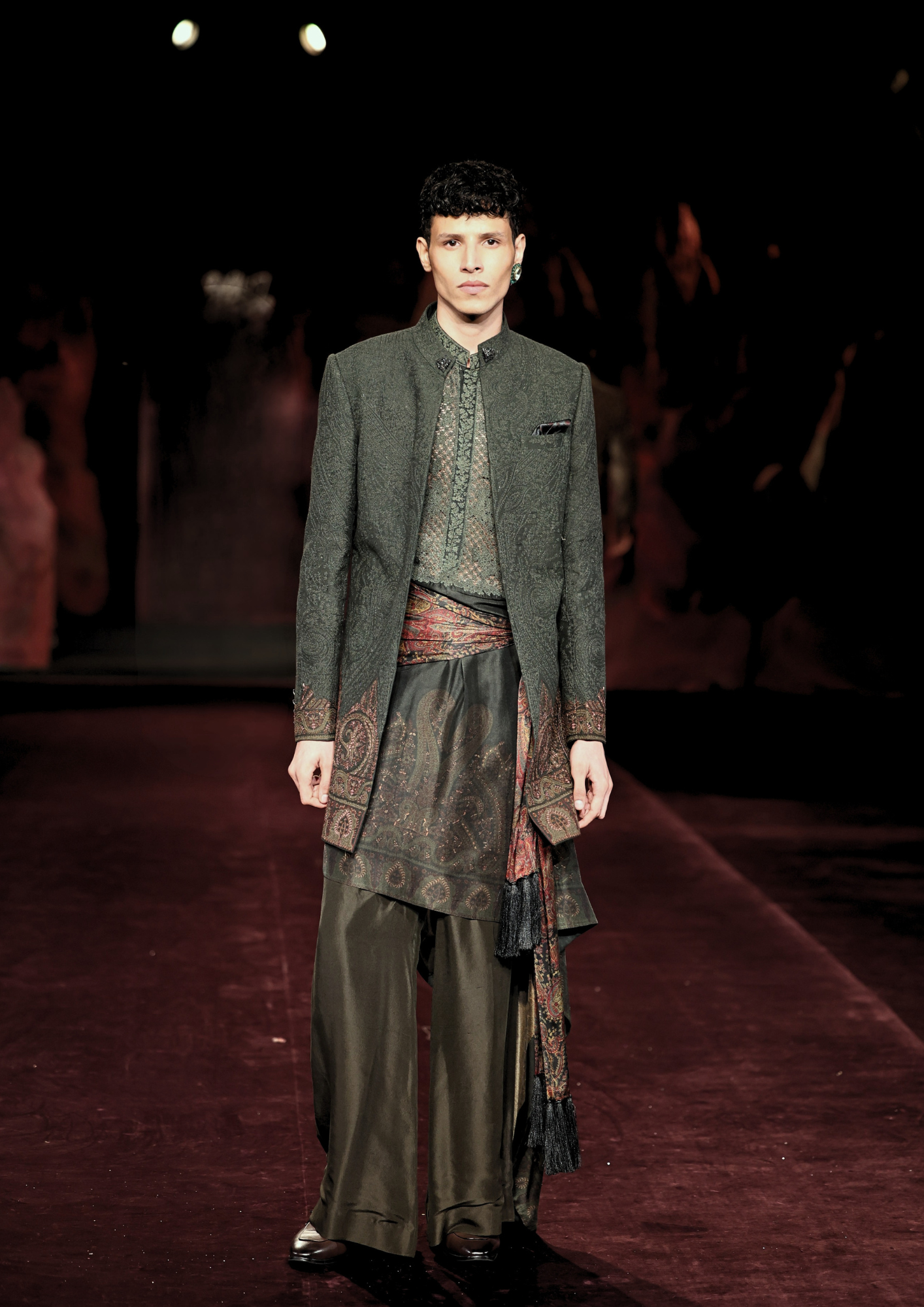 Gulzar Sherwani Set