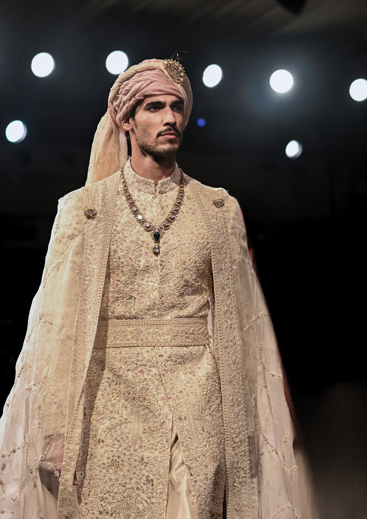 Vardhan Sherwani Set