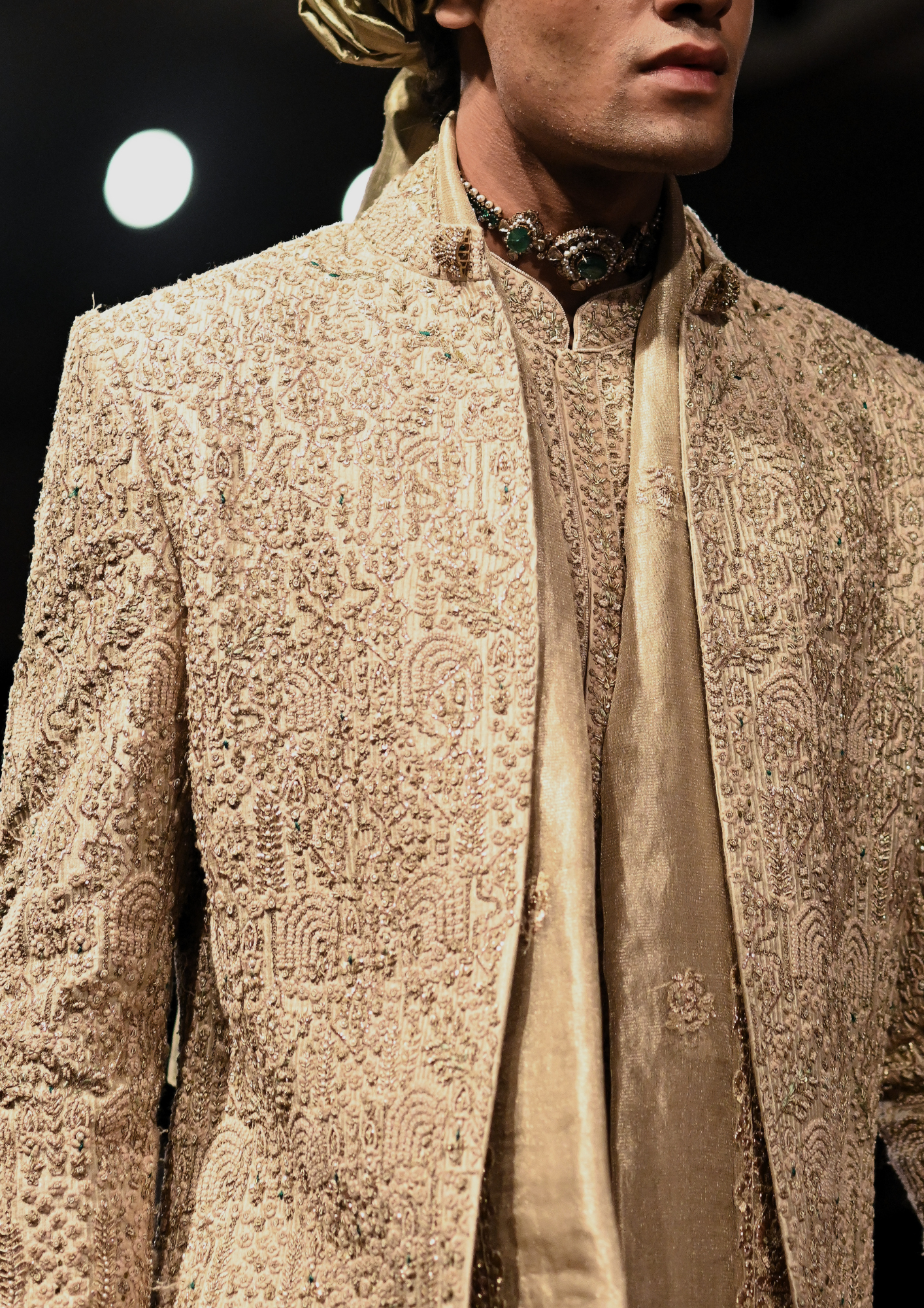 Vayun Sherwani Set