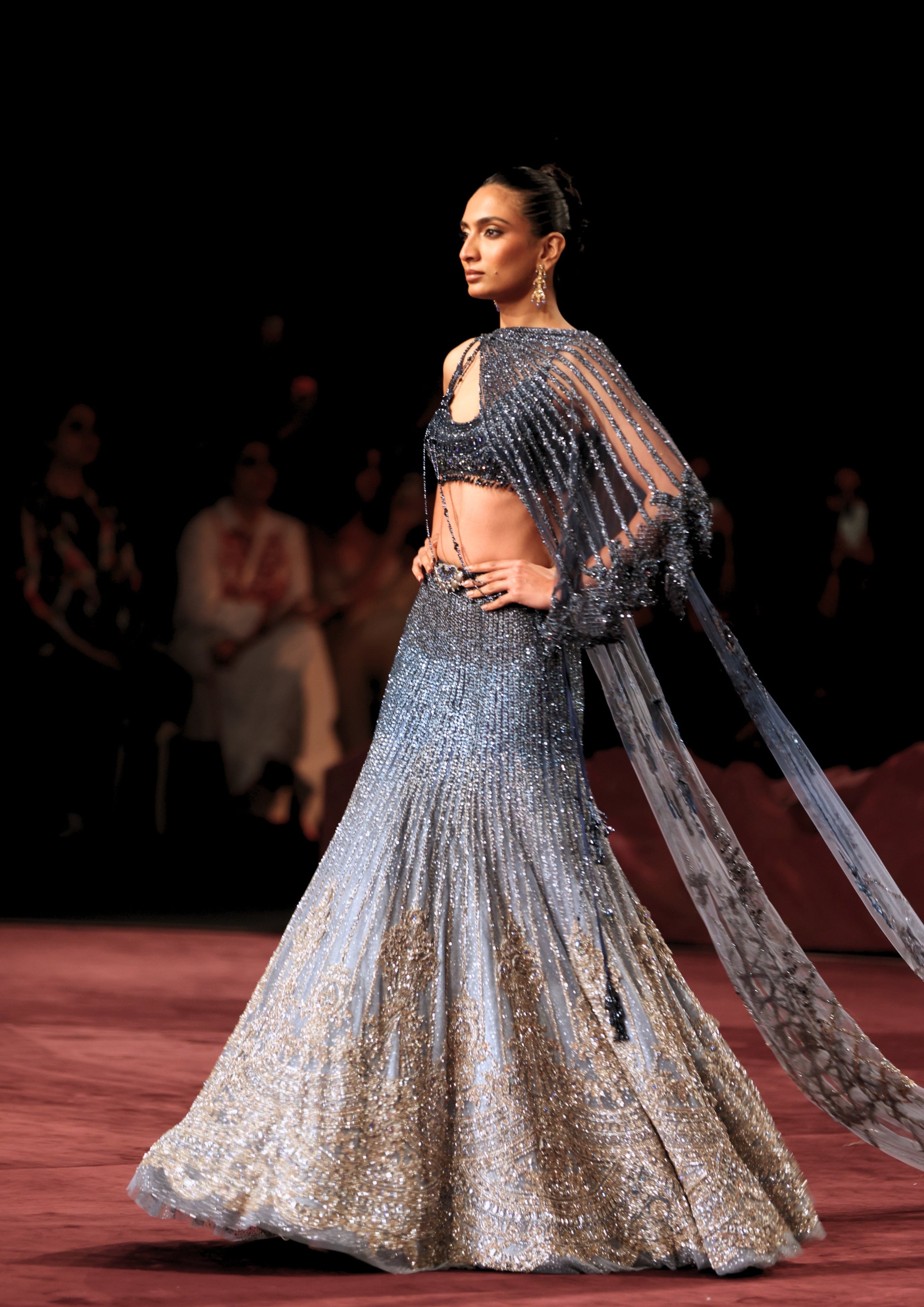 Neelambari Lehenga