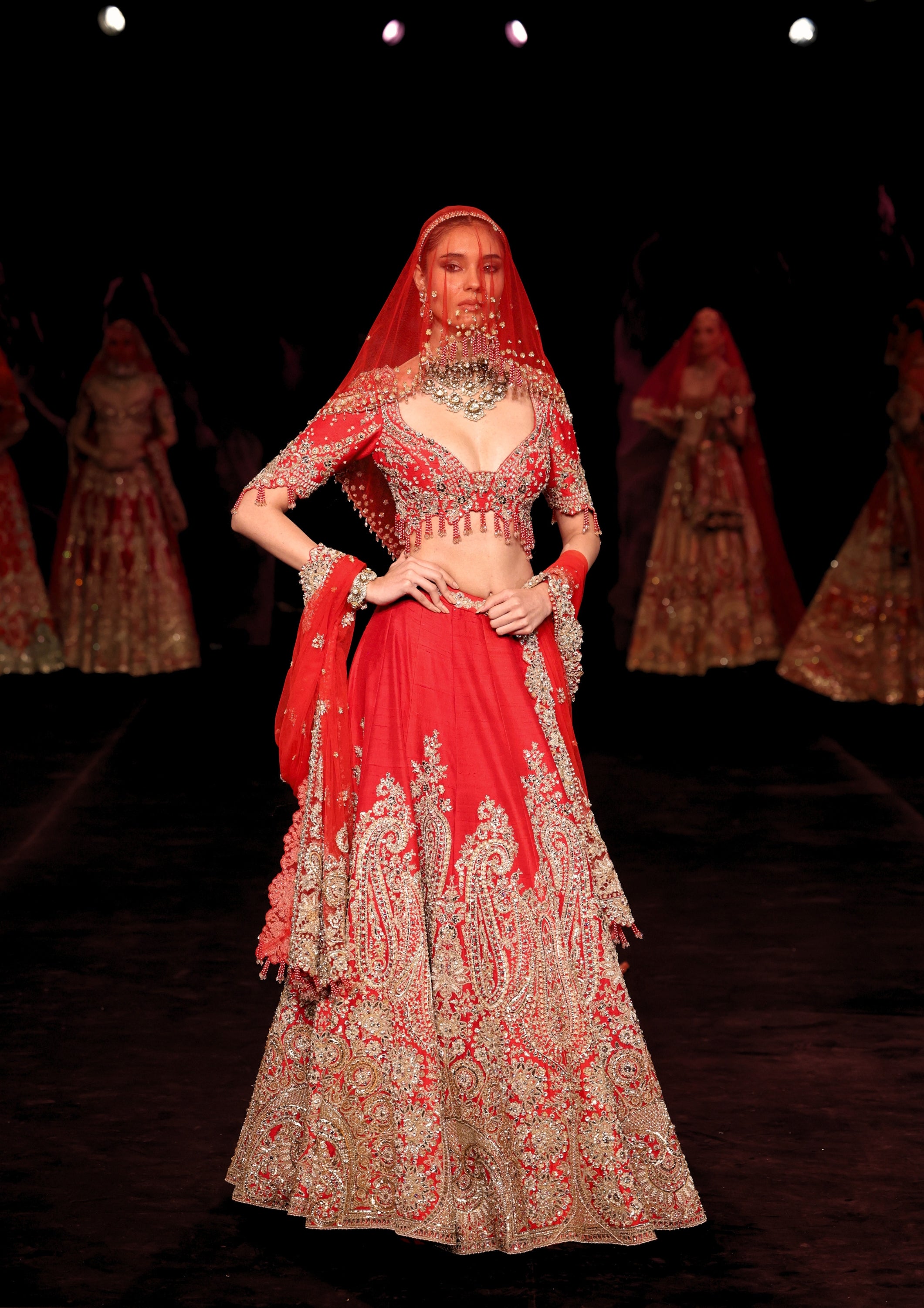 Himangi Lehenga