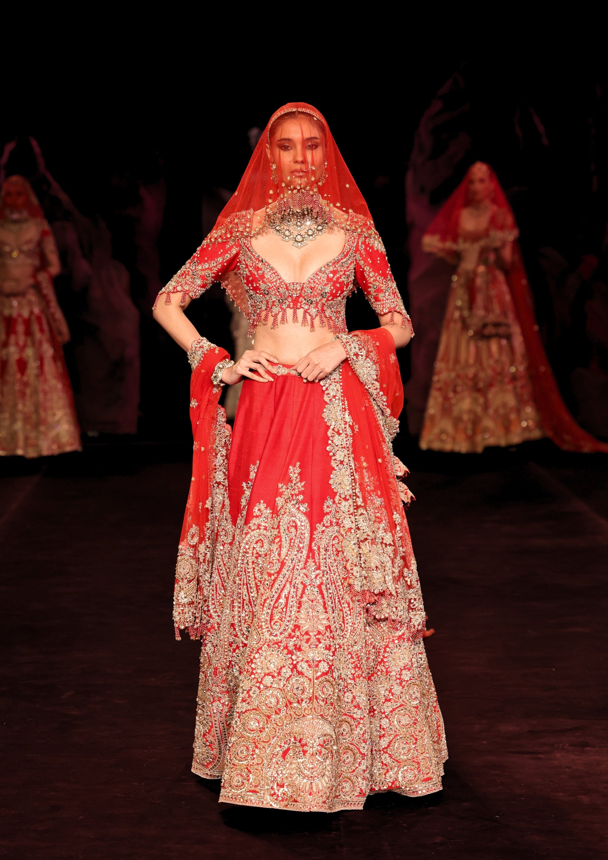 Himangi Lehenga