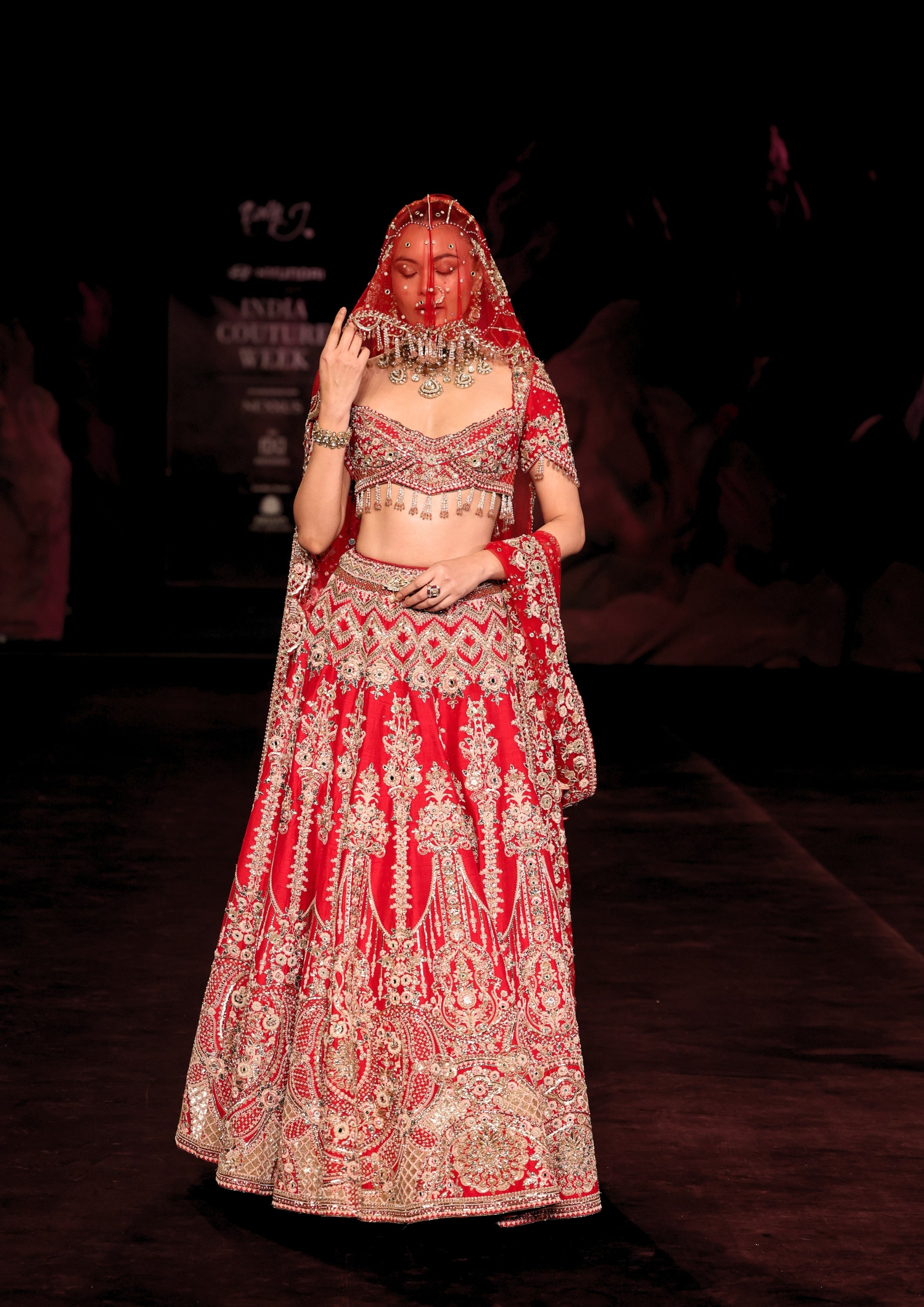 Amrapali Lehenga