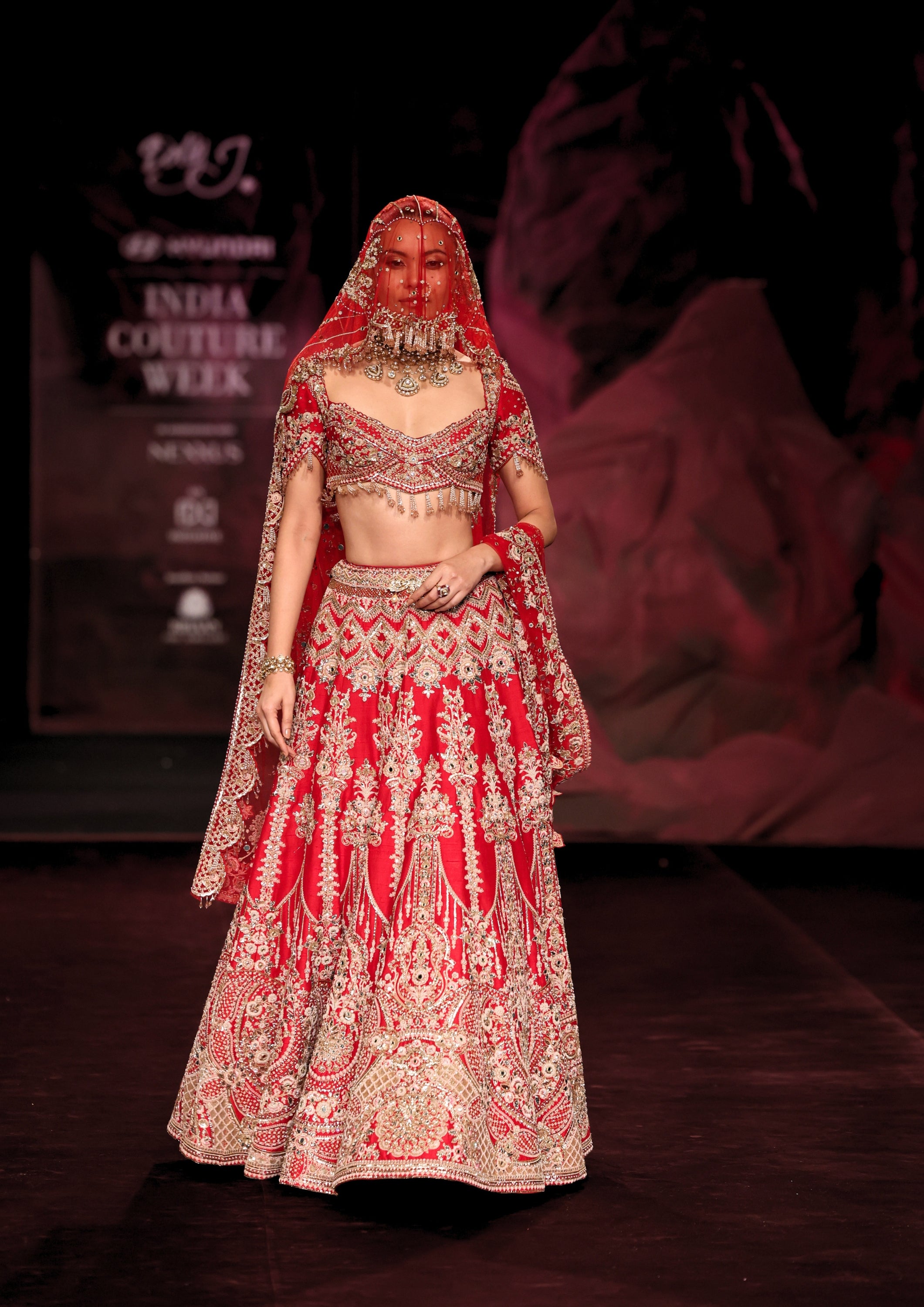 Amrapali Lehenga