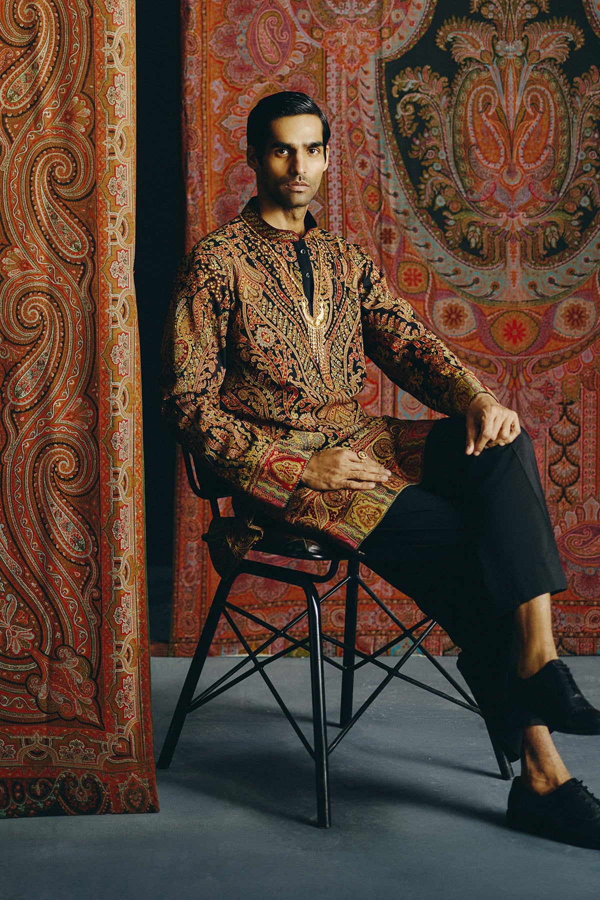 Nocturne Kashida Kurta and Farsi Pajama Set