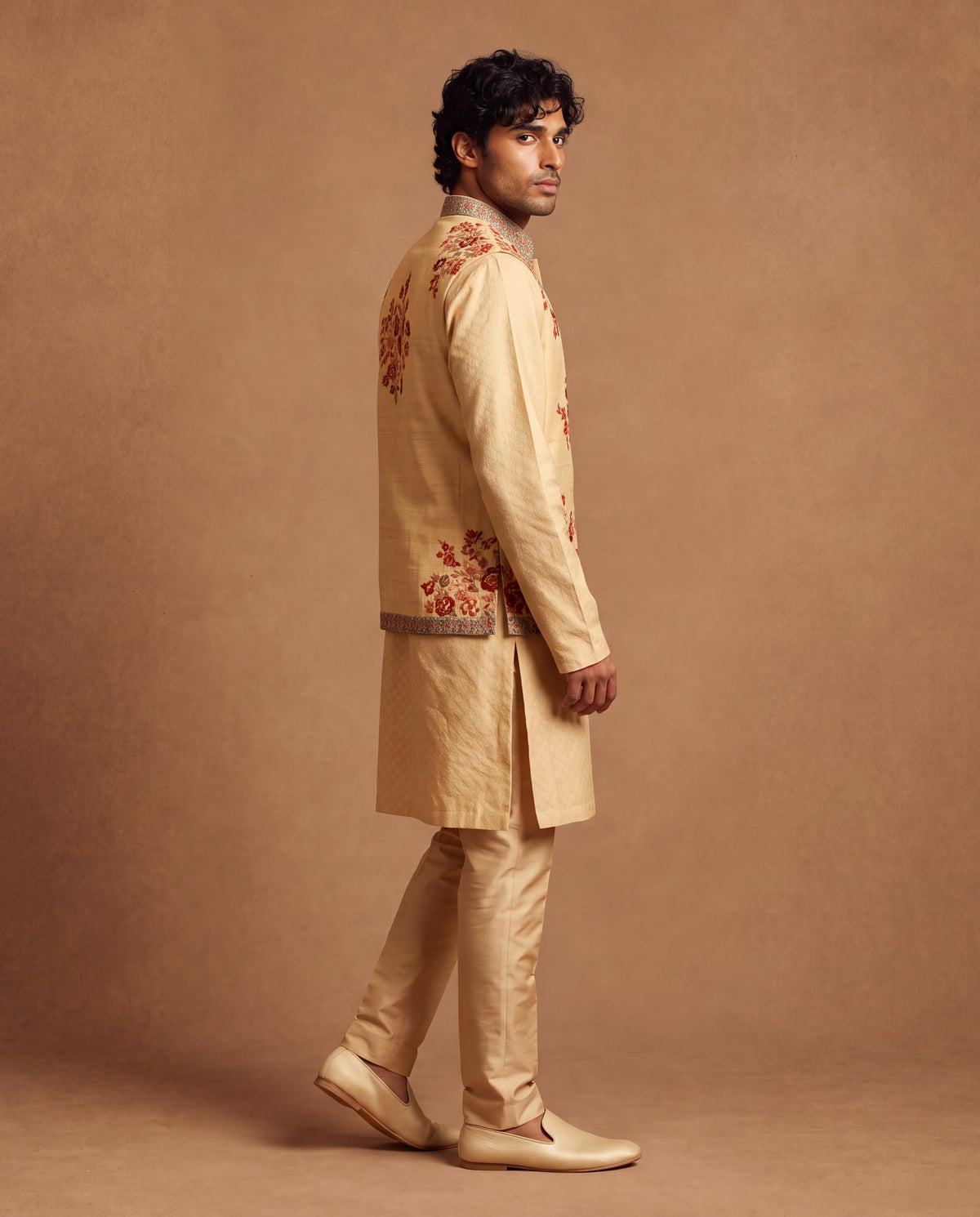 Avir Bundi Set